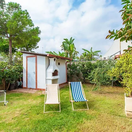 Daire Flacher Rasen Links By Interhome *